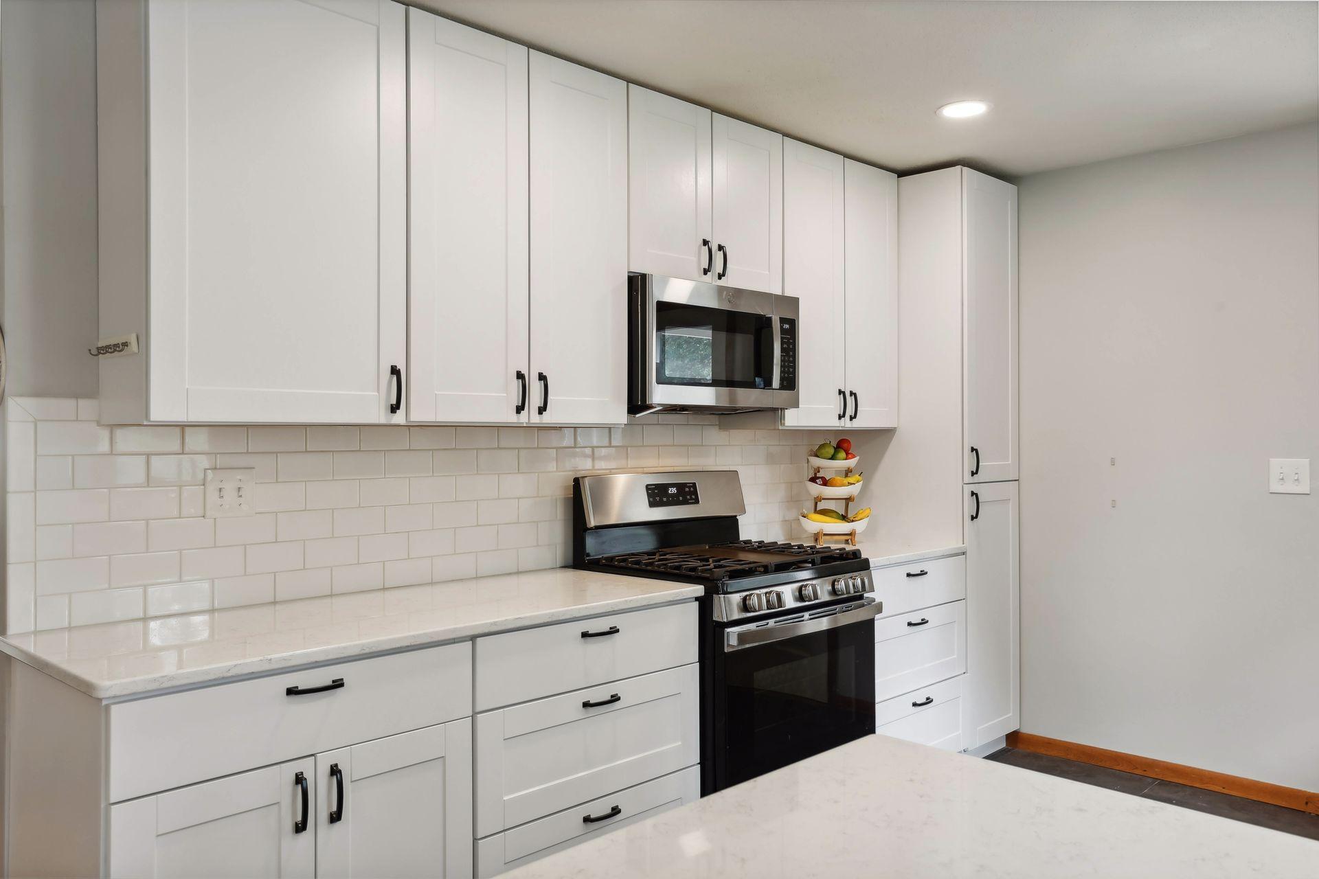 3317 West 87th Street Bloomington, MN 55431 - Photo 10 of 37