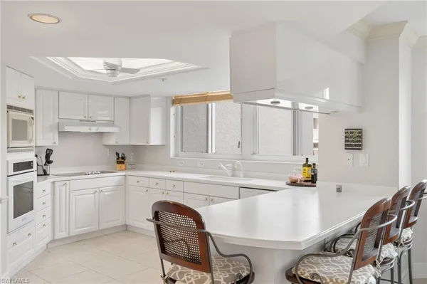 $17,000 | 6849 Grenadier Boulevard, Unit 201, Naples, FL 34108