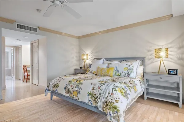 $17,000 | 6849 Grenadier Boulevard, Unit 201, Naples, FL 34108