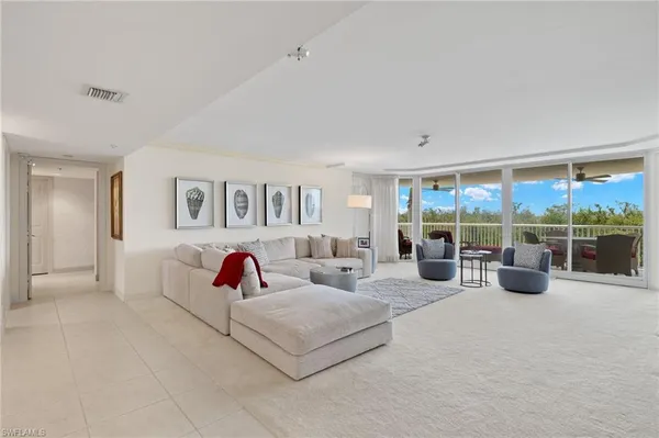 $17,000 | 6849 Grenadier Boulevard, Unit 201, Naples, FL 34108