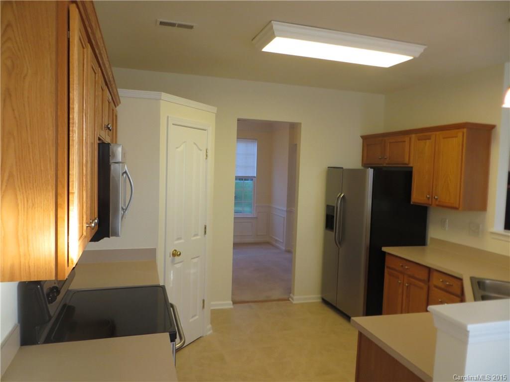 138 Byers Road Troutman, NC 28166 - Photo 5 of 18
