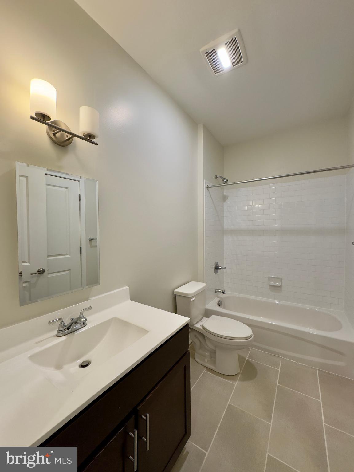 5608 Bucknell Road, Unit 5608B Baltimore, MD 21206 - Photo 5 of 13