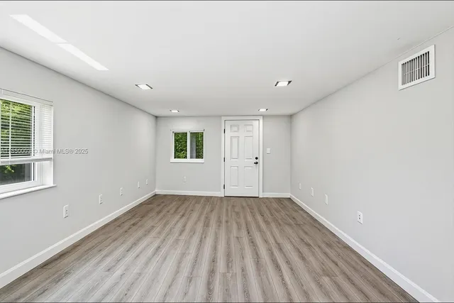 $418,000 | 2897 Northeast 12th Avenue, Pompano Beach, FL 33064