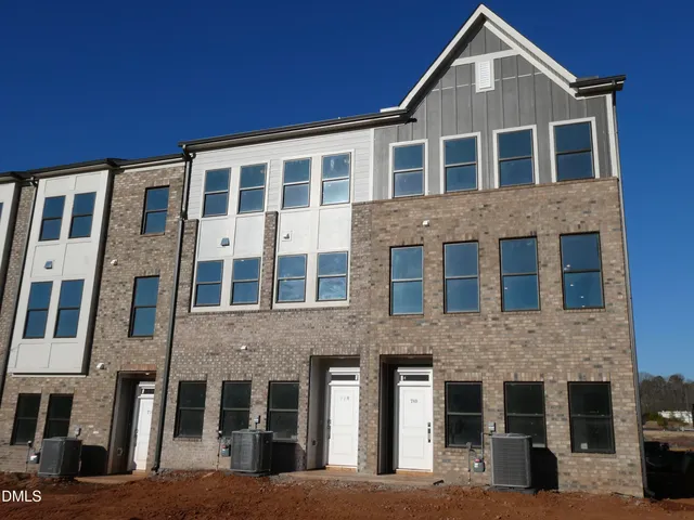 $552,889 | 780 Ballyneal Alley, Cary, NC 27513