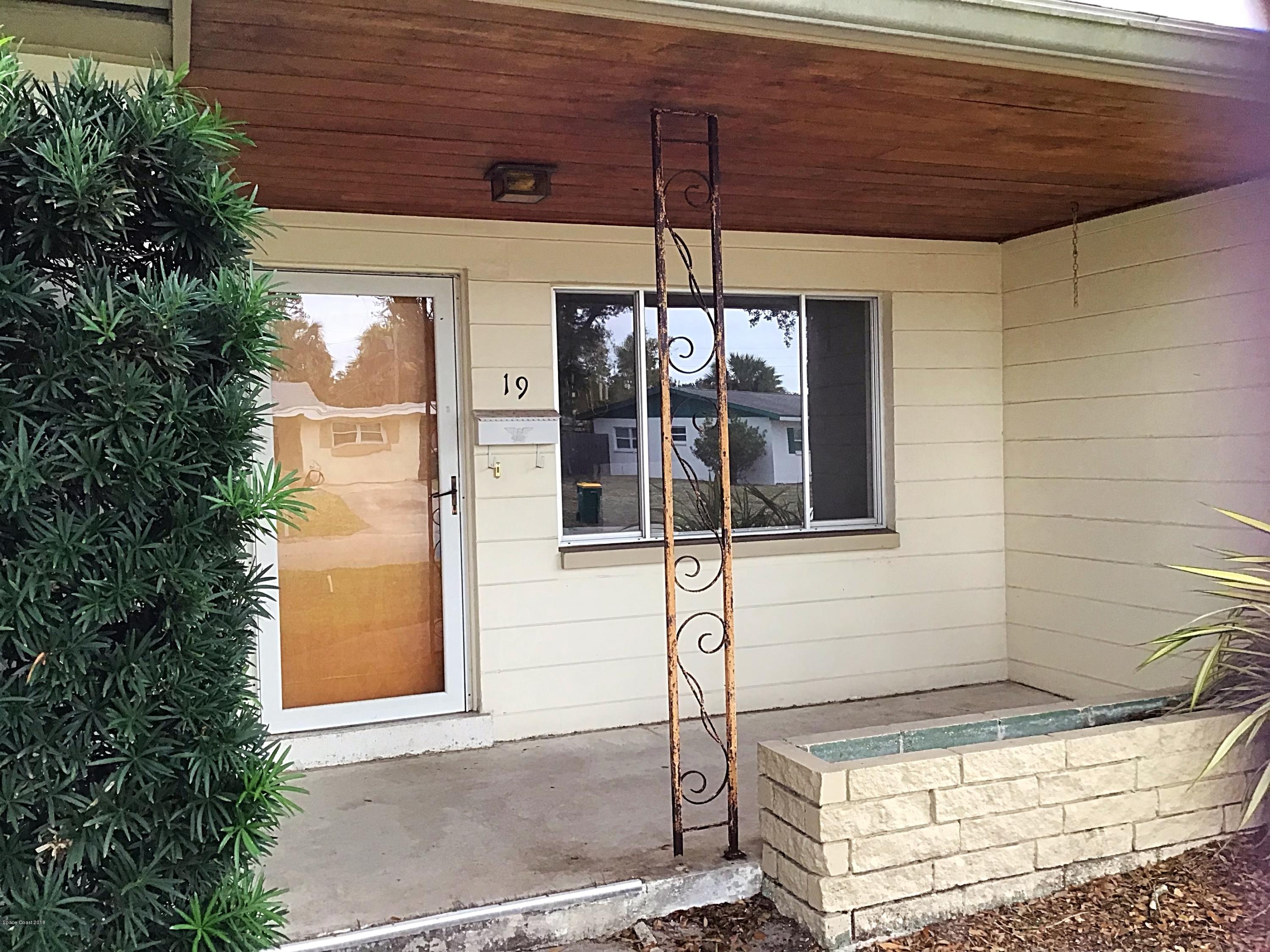 19 Rosevere Way Melbourne, FL 32901 - Photo 3 of 35 285D9A2A-7074-4287-B5AF-155209BF5F1A