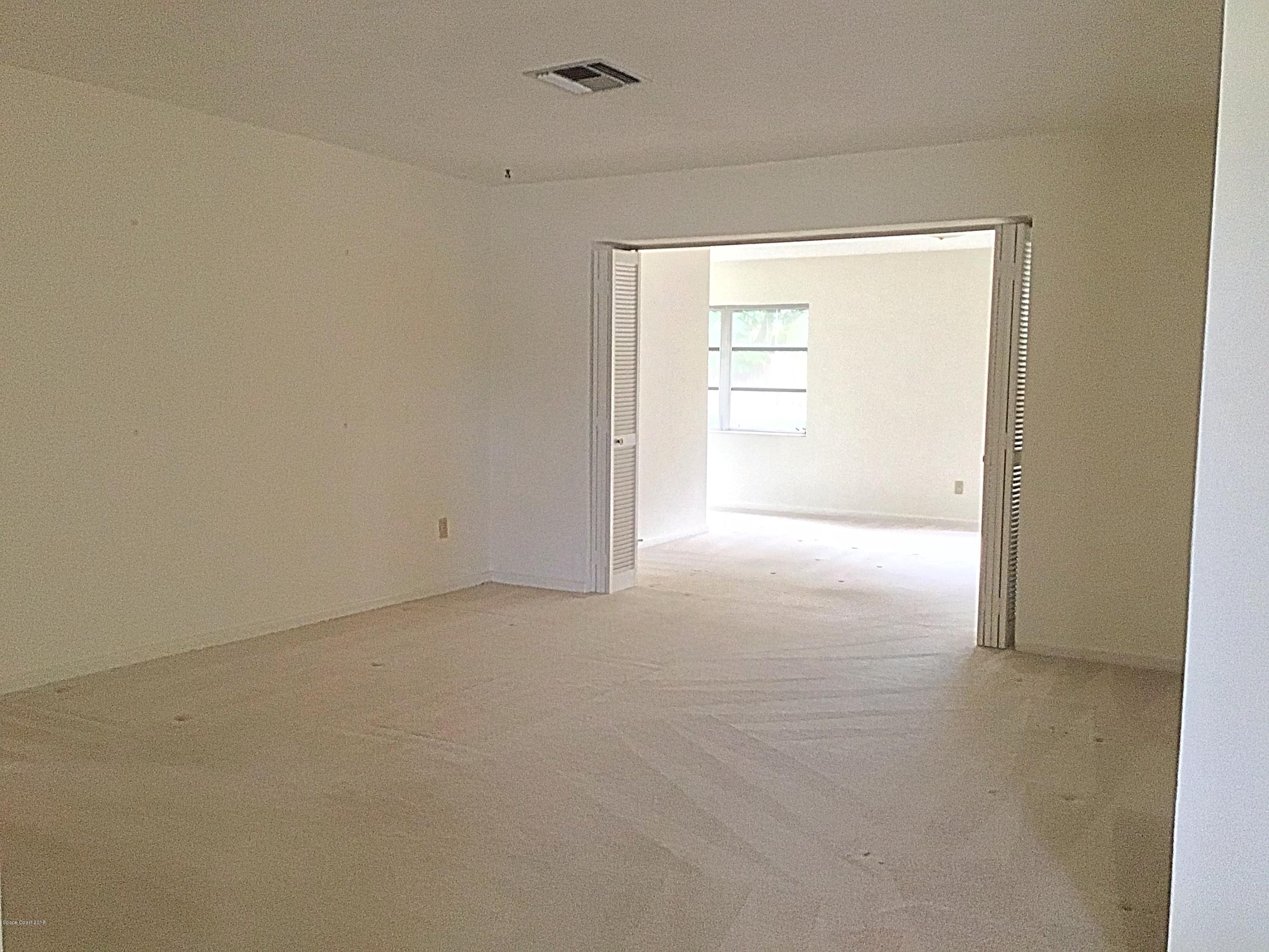 19 Rosevere Way Melbourne, FL 32901 - Photo 6 of 35 F885E3E3-688C-4315-BF3B-A5A9CEF69CDE