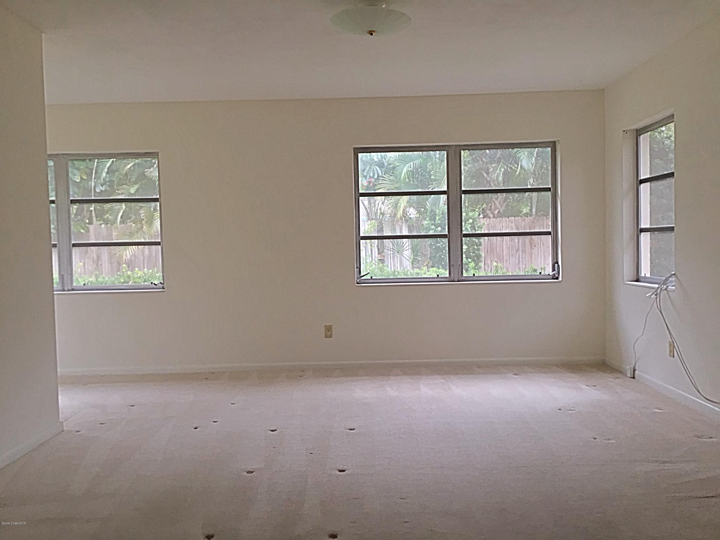 19 Rosevere Way Melbourne, FL 32901 - Photo 7 of 35 8505CE31-9A33-4389-A2F7-BCC7C05171BD
