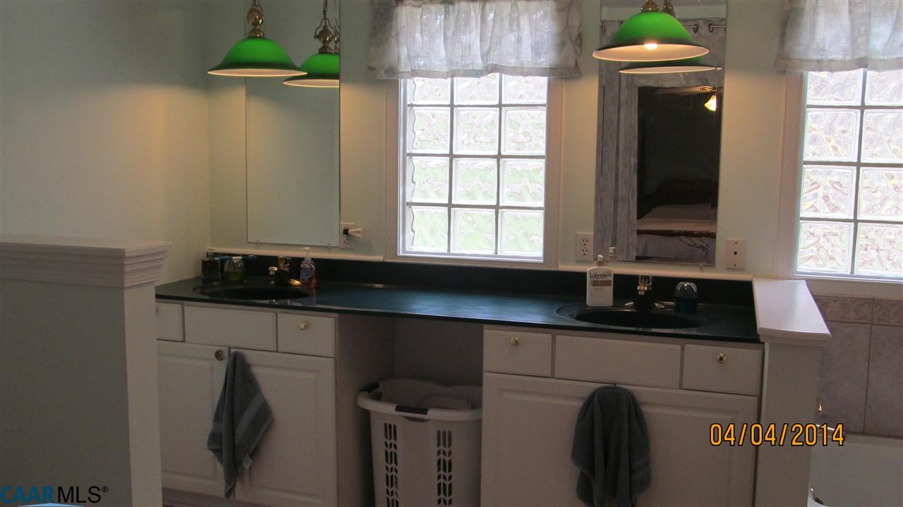 225 Poplar Spring Road Scottsville, VA 24590 - Photo 13 of 23 Gallery Image 13