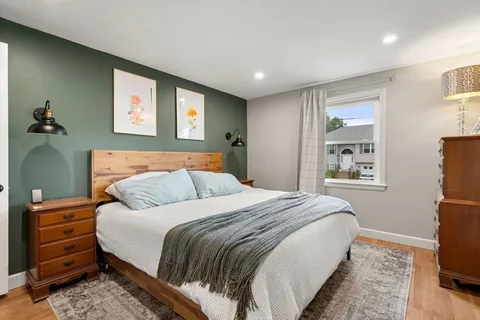 $729,000 | 25 Fellsmere Avenue, Wakefield, MA 01880