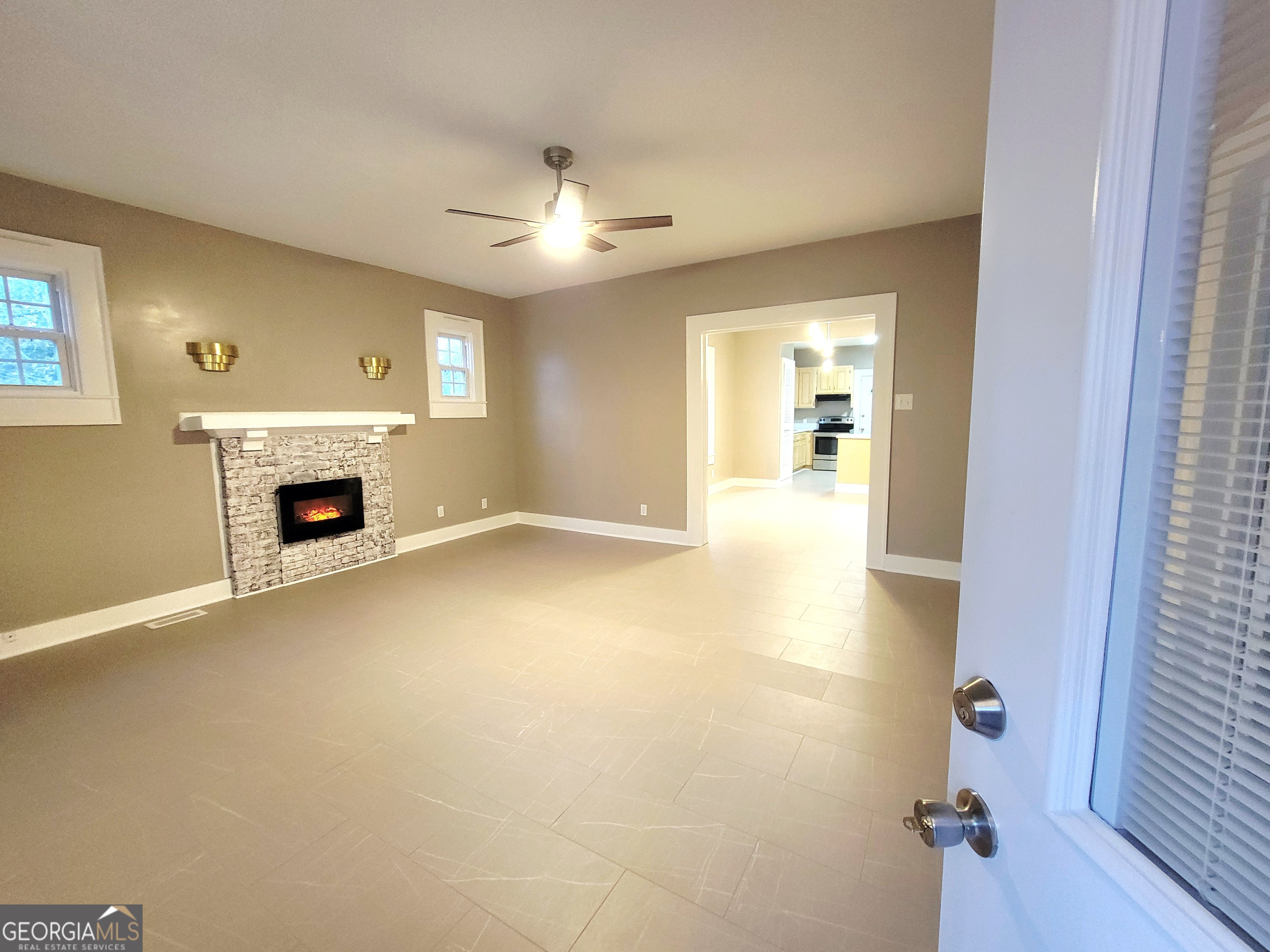 202 East Railroad Street Valley, AL 36854 - Photo 5 of 22