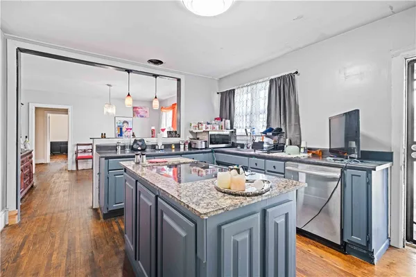 $275,000 | 108 West Hampton Avenue, Honea Path, SC 29654