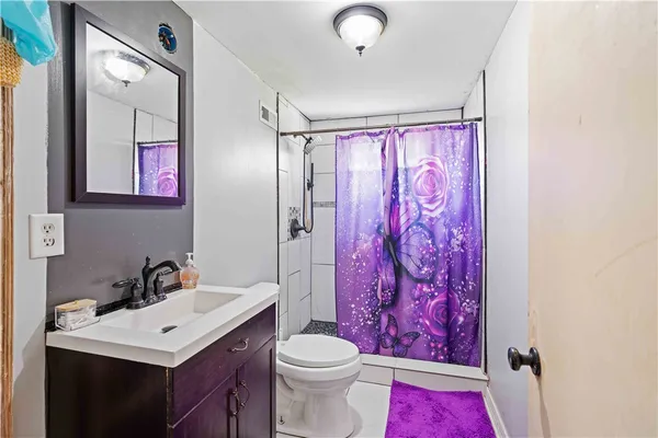 $275,000 | 108 West Hampton Avenue, Honea Path, SC 29654