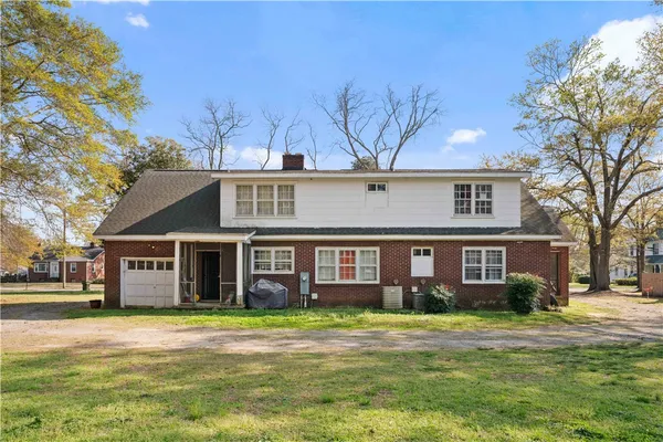 $275,000 | 108 West Hampton Avenue, Honea Path, SC 29654