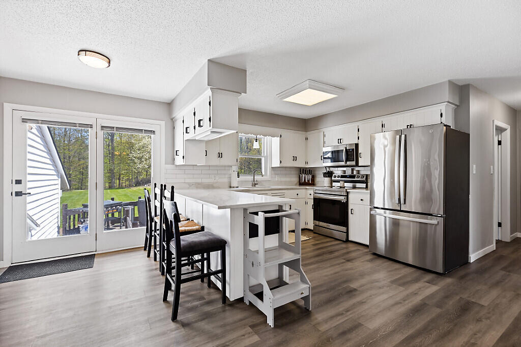 158 Bassett Road Winslow, ME 04901 - Photo 15 of 50 Kitchen