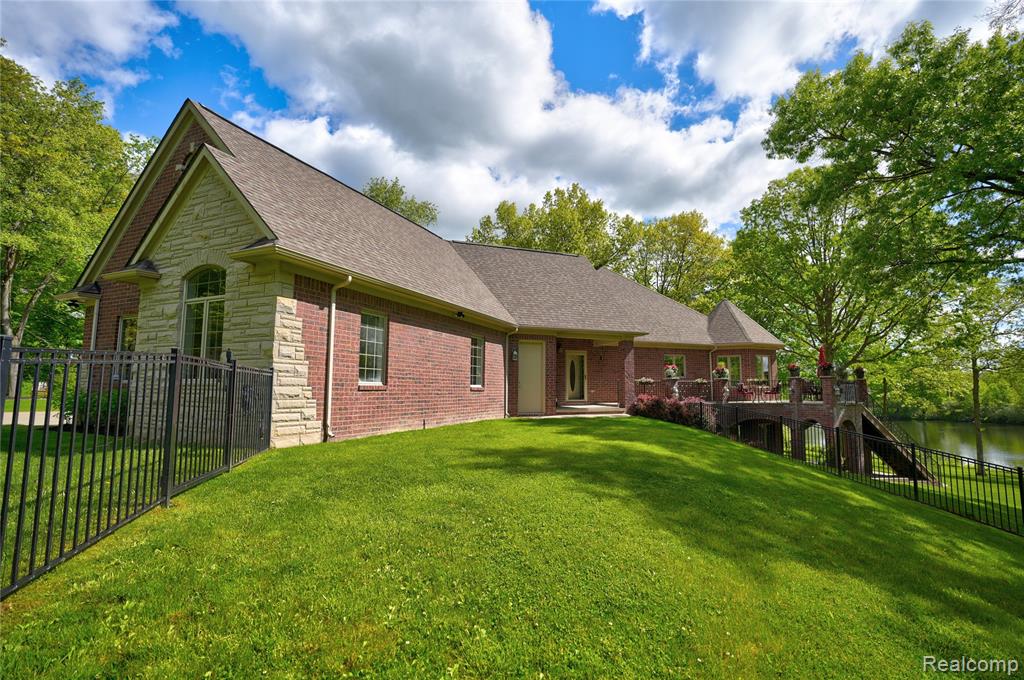 3074 Pond Road Leonard, MI 48367 - Photo 52 of 73