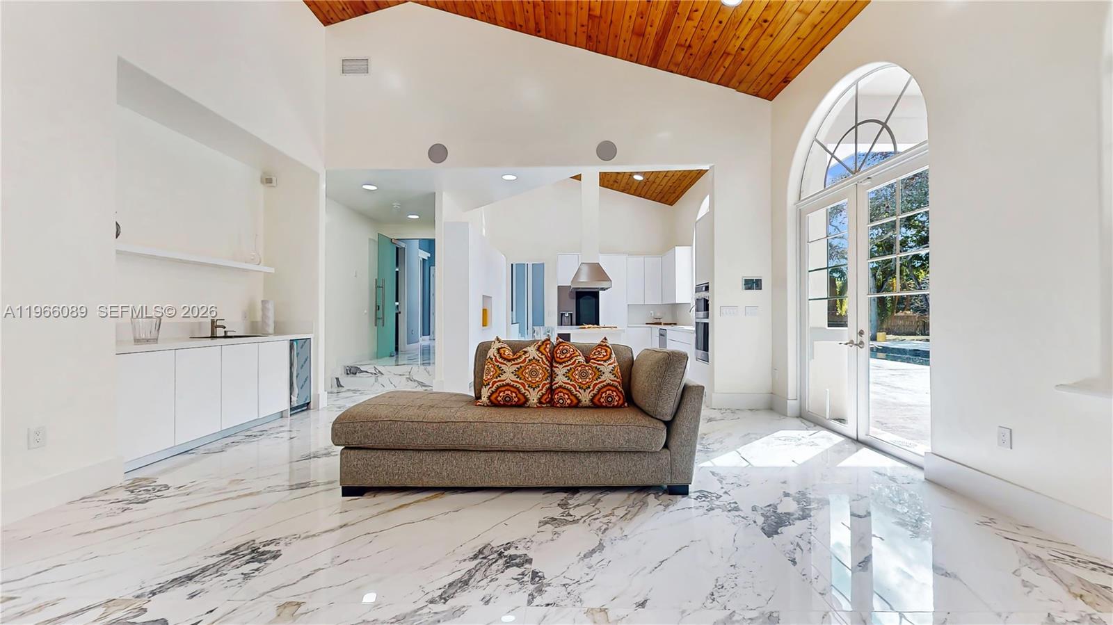 10340 Southwest 62nd Street Miami, FL 33173 - Photo 11 of 56