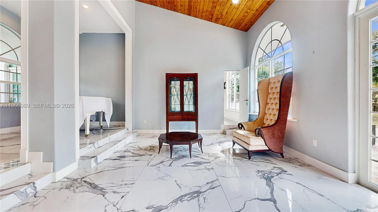 10340 Southwest 62nd Street Miami, FL 33173 - Photo 6 of 56