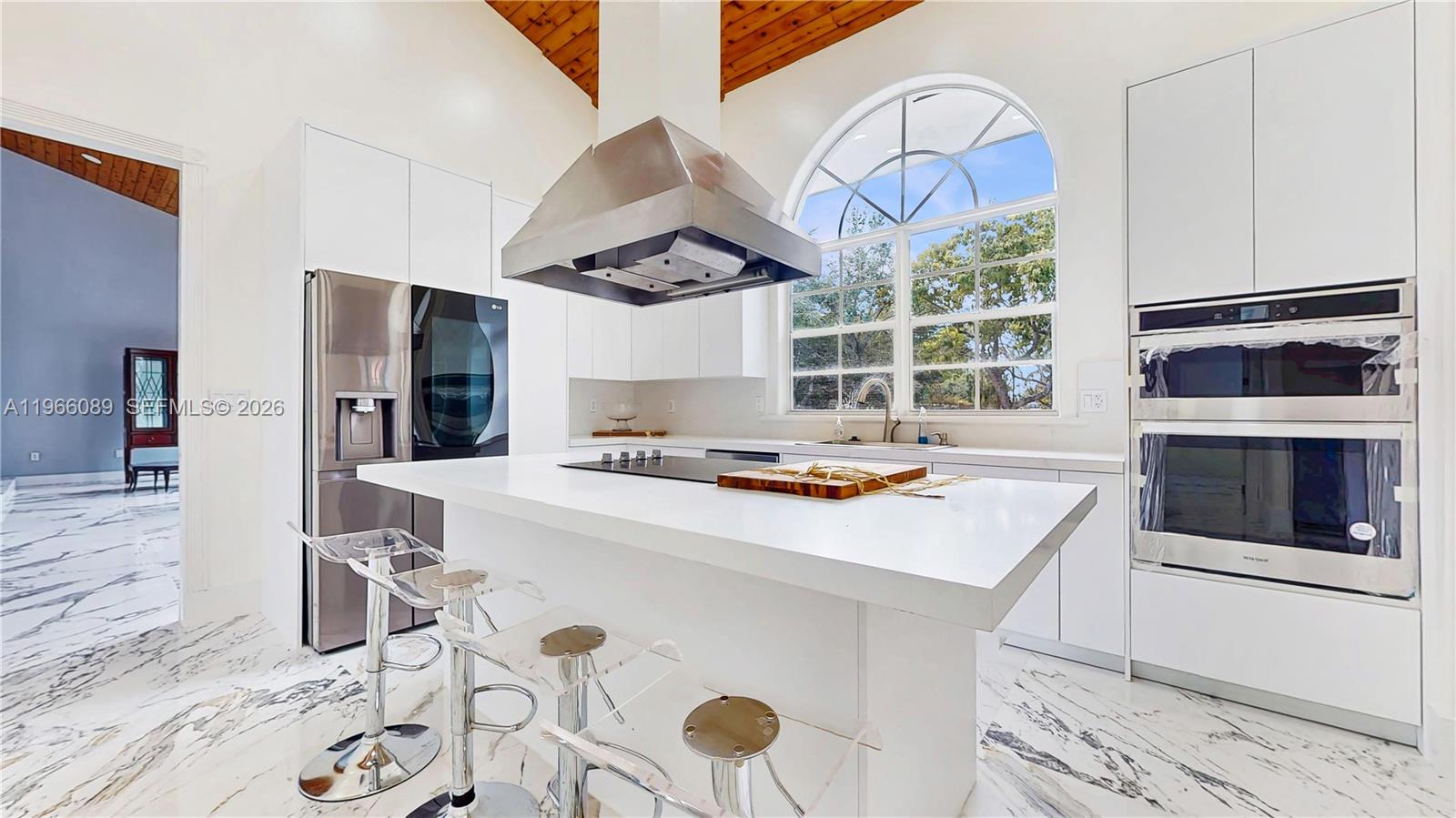 10340 Southwest 62nd Street Miami, FL 33173 - Photo 9 of 56