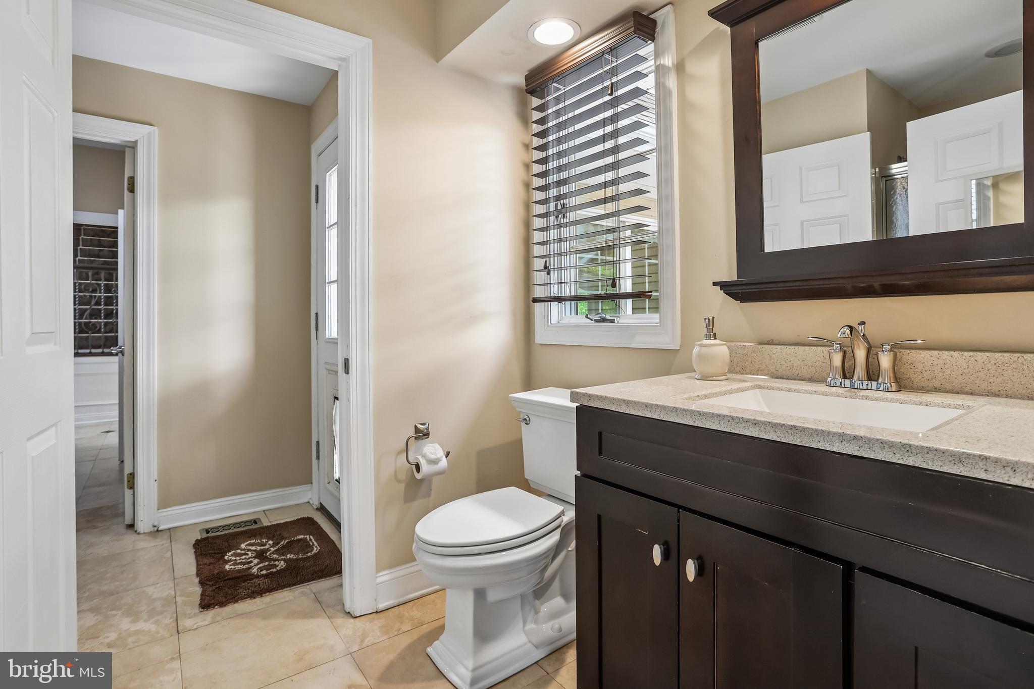 21 Brookwood Road Mount Laurel, NJ 08054 - Photo 22 of 76 Guest Suite Private Bath