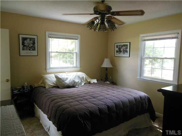 414 Gus Road Durham, NC 27703 - Photo 11 of 23 Photo 11