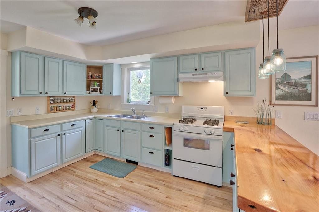 16 Woodsong Road Edgecomb, ME 04556 - Photo 19 of 35 Photo