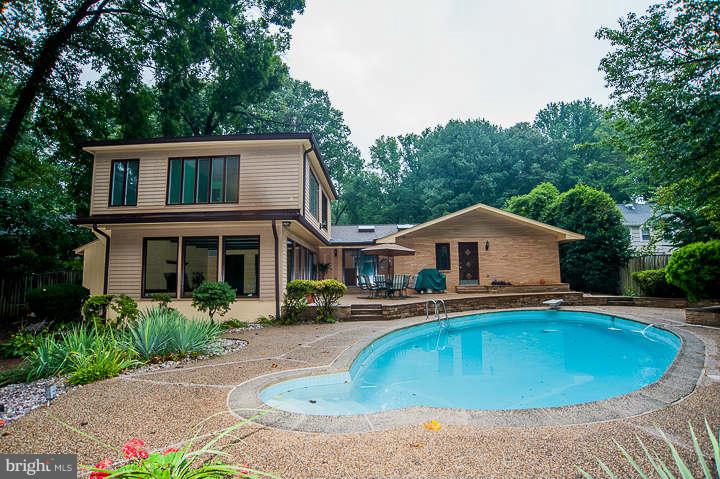 3156 Holmes Run Road Falls Church, VA 22042 - Photo 21 of 30 Exterior (General)