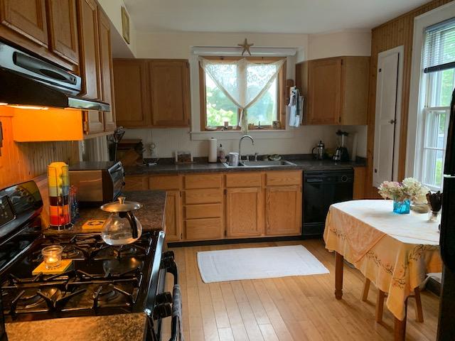 84 Main Street Warren, ME 04864 - Photo 10 of 34 IMG_7465