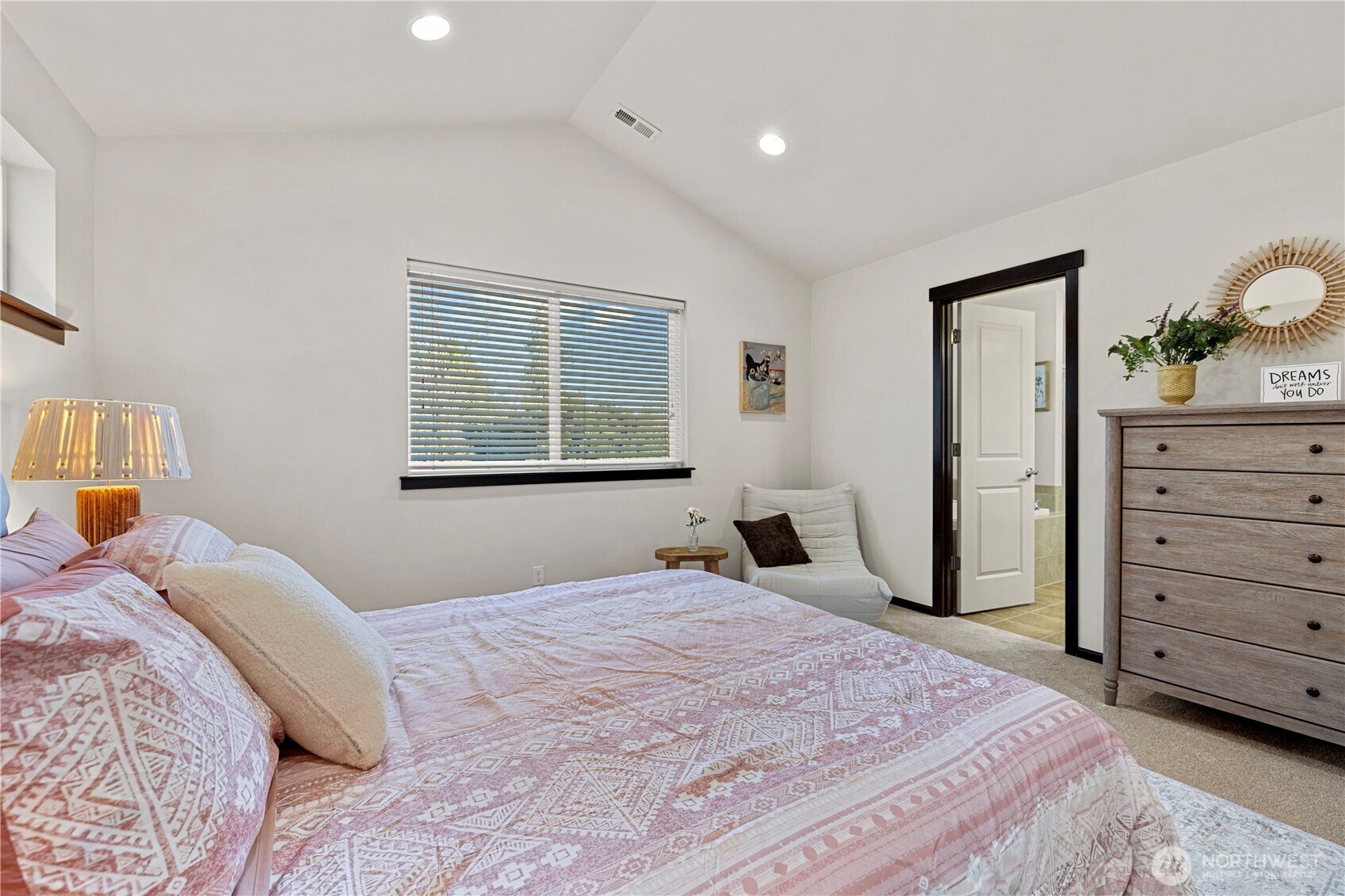 12014 Northeast 162nd Place Bothell, WA 98011 - Photo 27 of 40