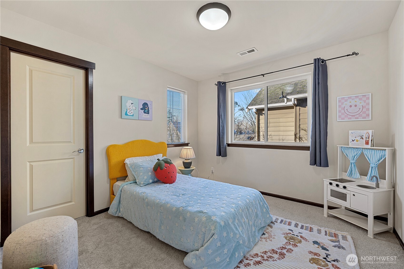 12014 Northeast 162nd Place Bothell, WA 98011 - Photo 32 of 40