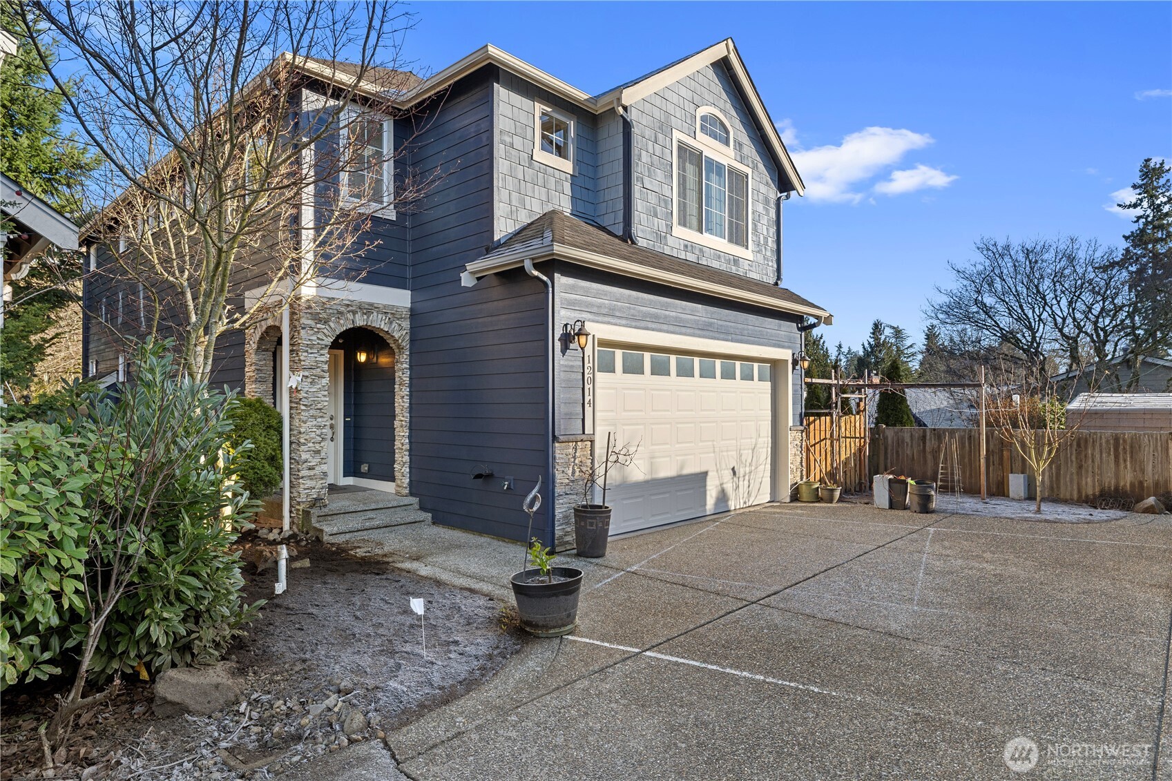 12014 Northeast 162nd Place Bothell, WA 98011 - Photo 38 of 40