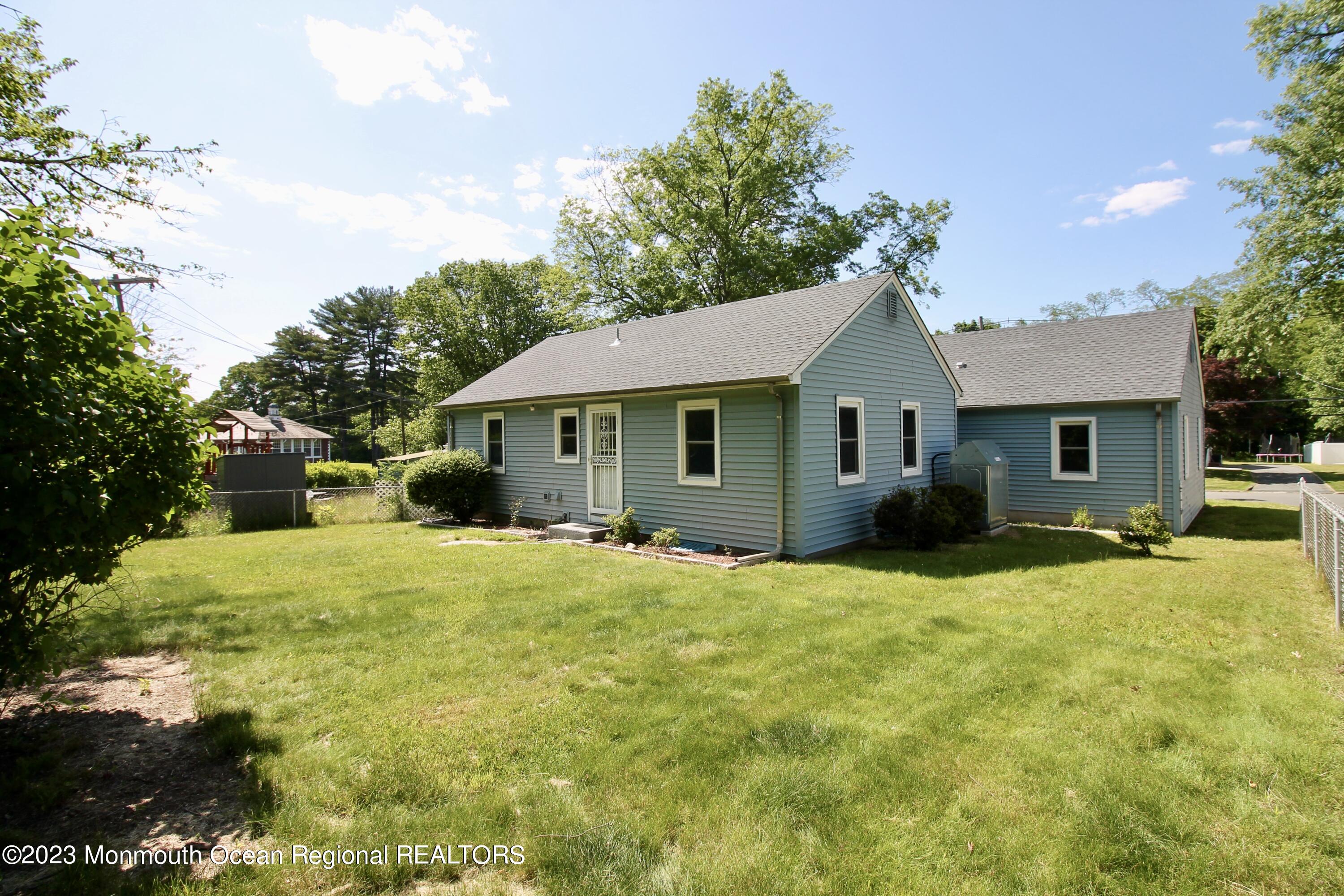 4 Holmes Terrace Freehold, NJ 07728 - Photo 37 of 38 9E9DE700-2CD5-4F64-AEB8-E060FED53507_1_2