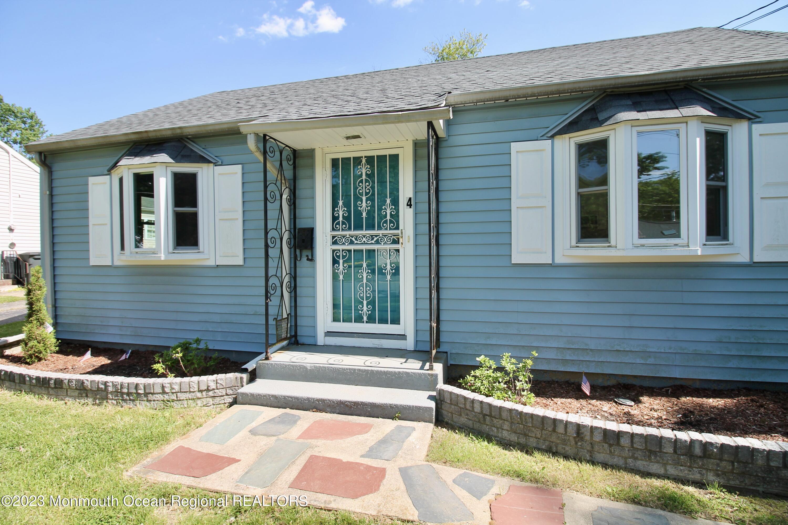 4 Holmes Terrace Freehold, NJ 07728 - Photo 7 of 38 61E01602-95D0-4BEF-88D2-94472E92E2D7_1_2