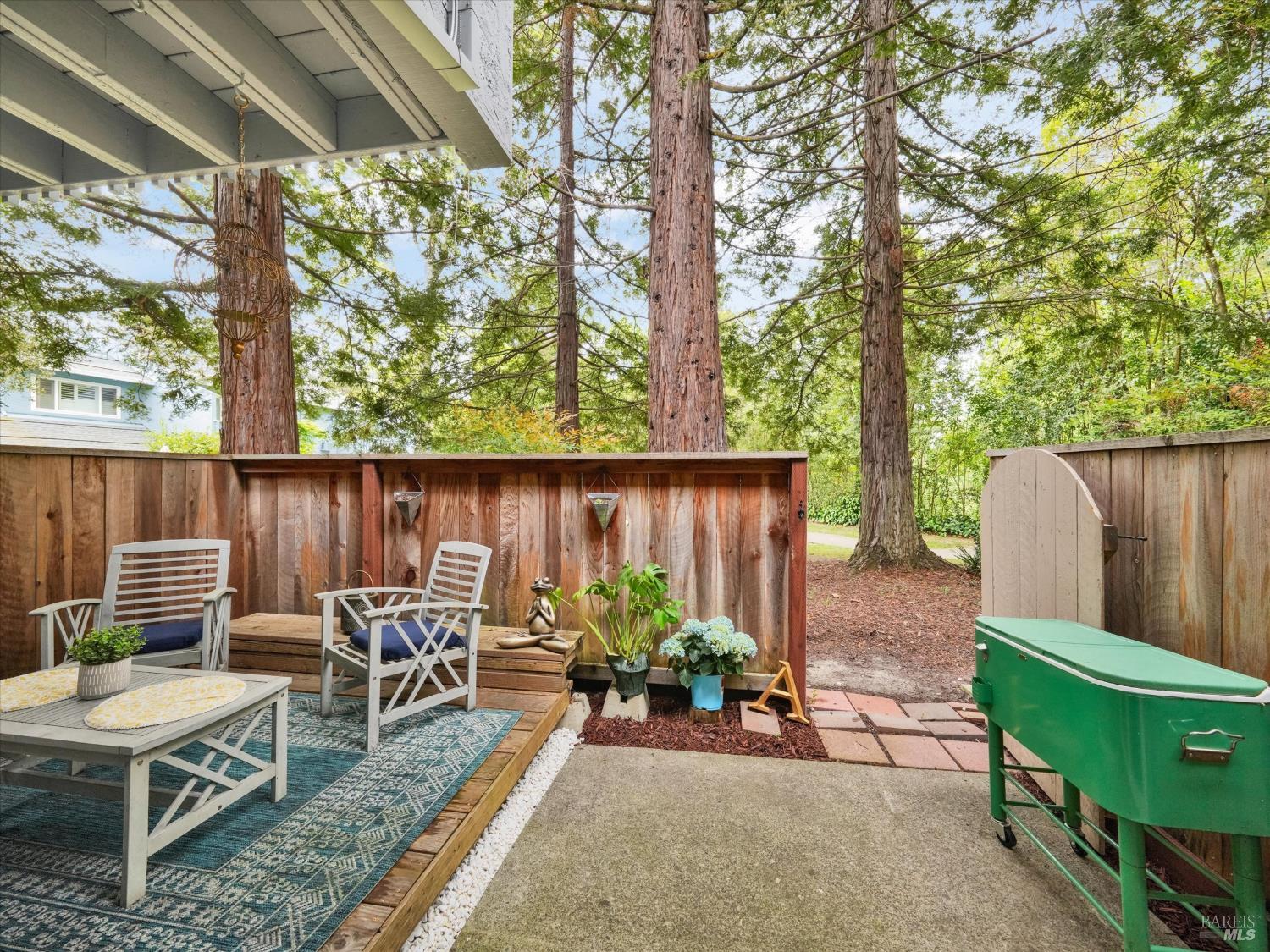712 Racquet Club Circle Rohnert Park, CA 94928 - Photo 29 of 32