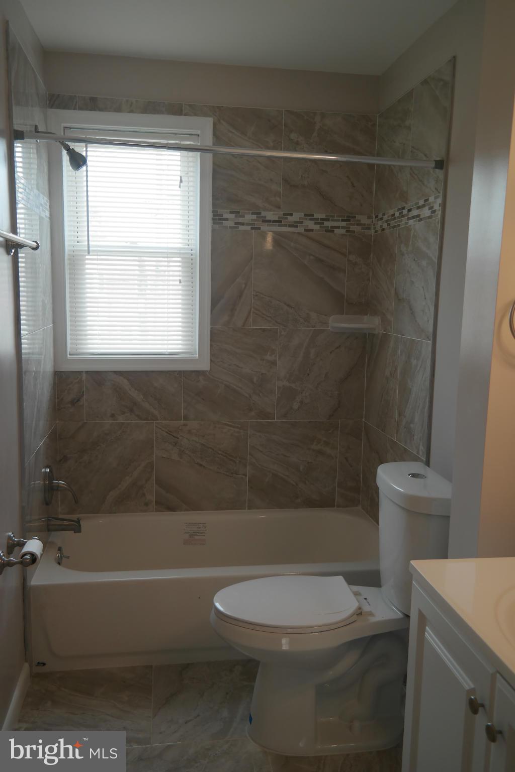 5433 Whitwood Road Baltimore, MD 21206 - Photo 20 of 21 Bath
