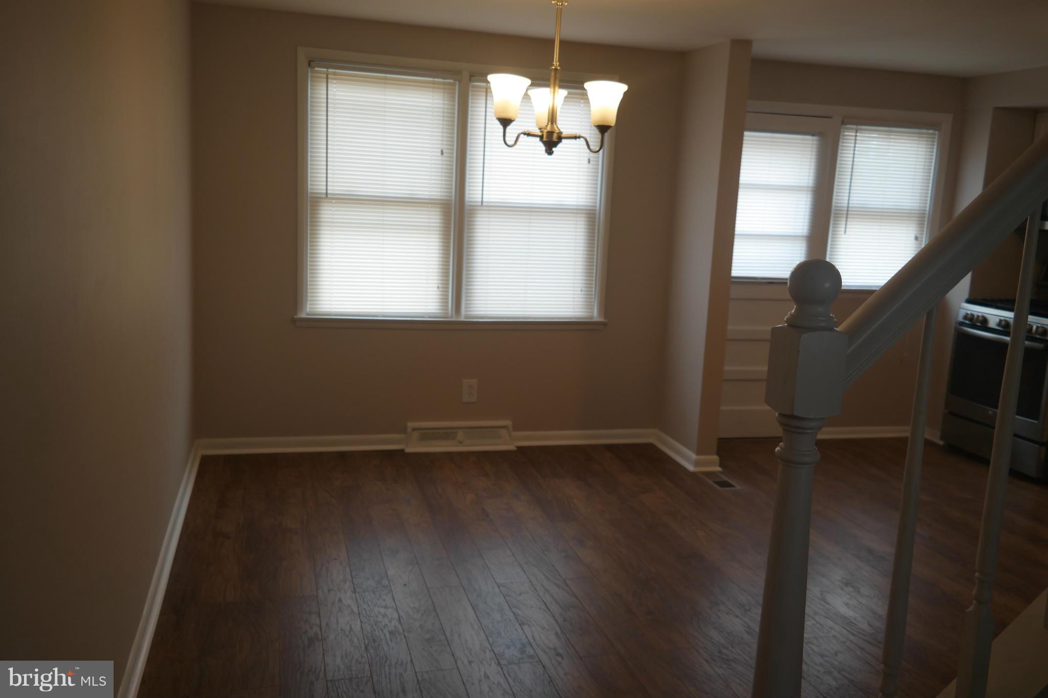 5433 Whitwood Road Baltimore, MD 21206 - Photo 5 of 21 Dining Room