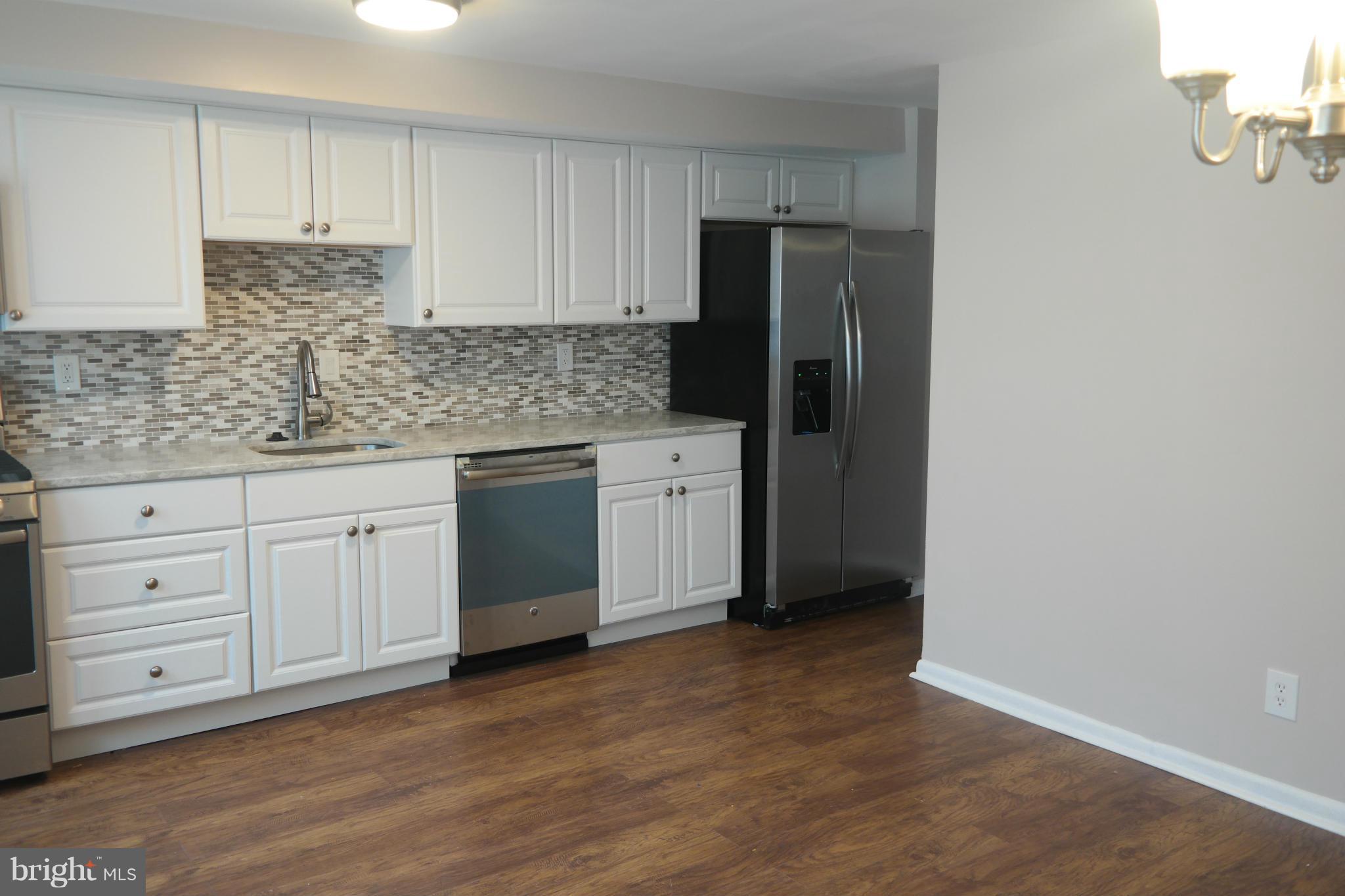 5433 Whitwood Road Baltimore, MD 21206 - Photo 6 of 21 Kitchen