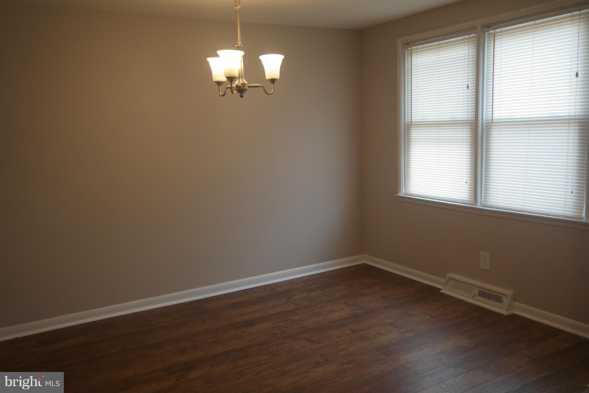 5433 Whitwood Road Baltimore, MD 21206 - Photo 8 of 21 Dining Room