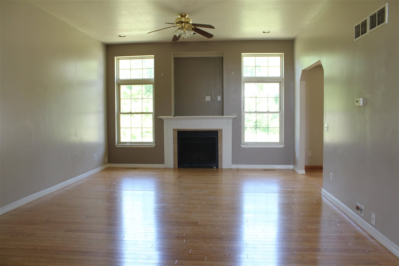 125 South Alamando Road Shepherd, MI 48883 - Photo 9 of 26 1890467-8.JPG