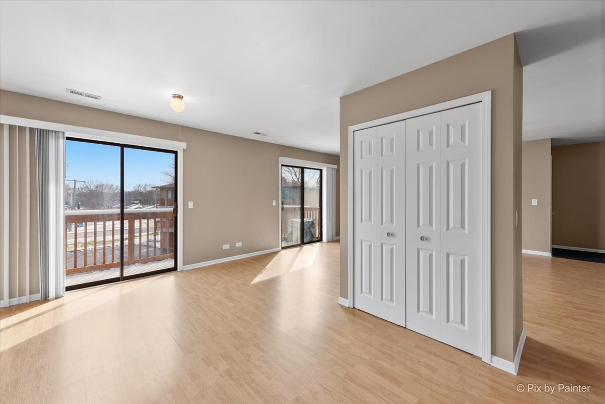 565 Dean Street, Unit F South Elgin, IL 60177 - Photo 11 of 37