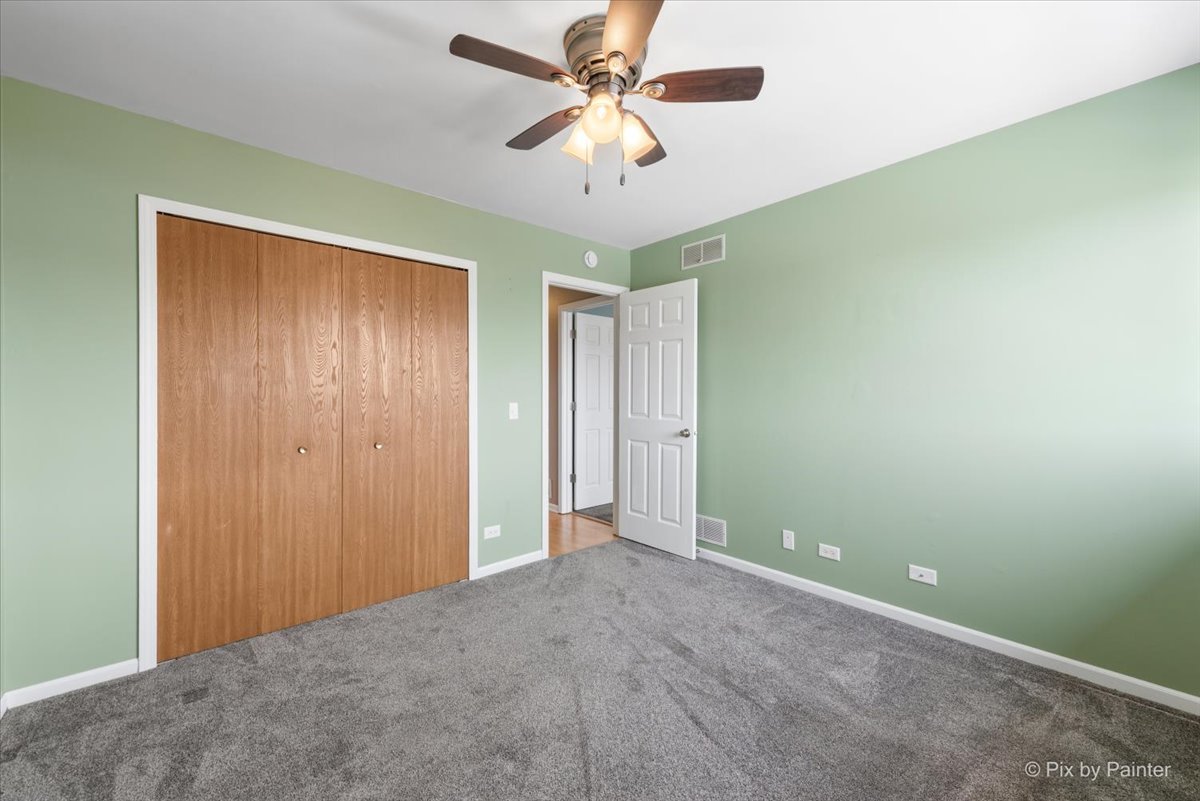 565 Dean Street, Unit F South Elgin, IL 60177 - Photo 19 of 37