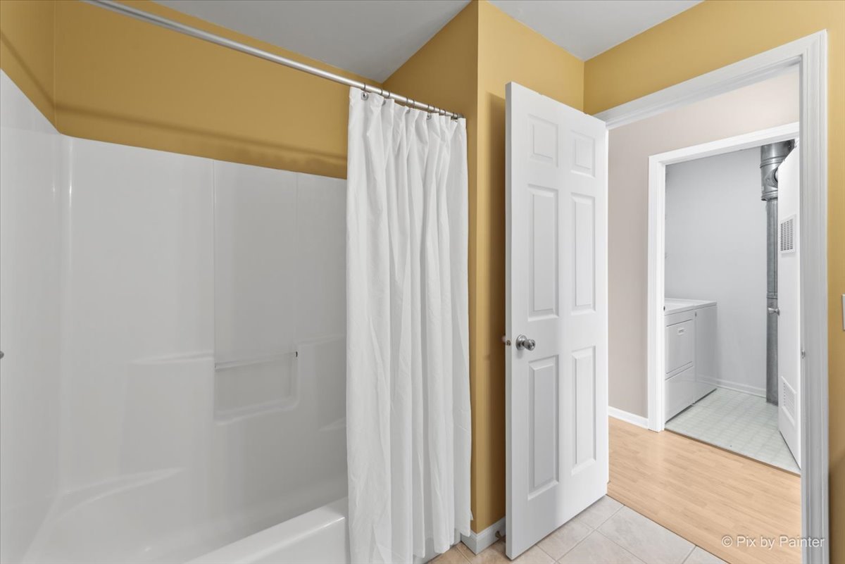 565 Dean Street, Unit F South Elgin, IL 60177 - Photo 21 of 37