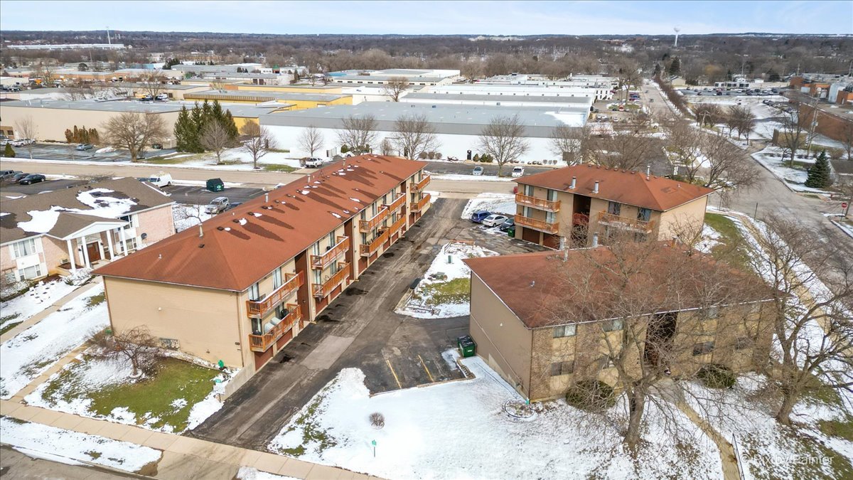 565 Dean Street, Unit F South Elgin, IL 60177 - Photo 29 of 37