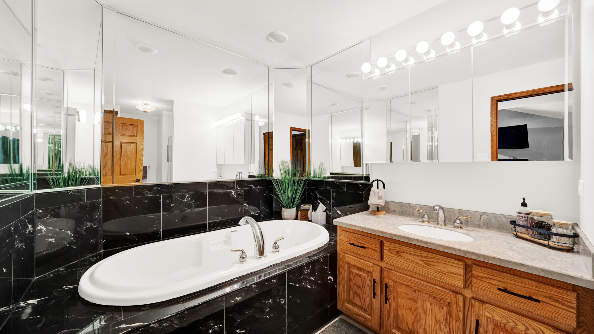 22445 Sherman Road Steger, IL 60475 - Photo 25 of 52 Gallery Image 25