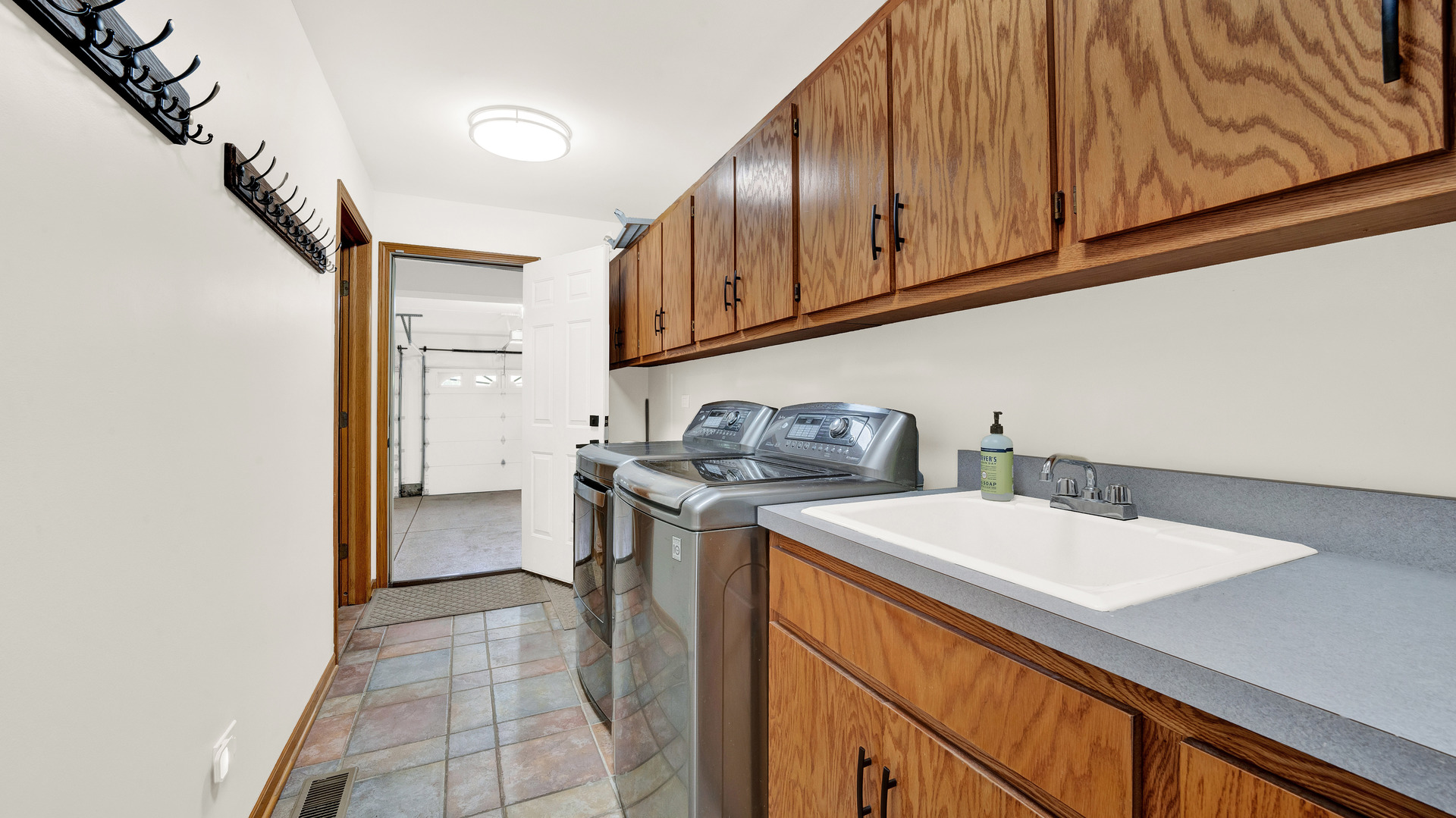 22445 Sherman Road Steger, IL 60475 - Photo 29 of 52 Gallery Image 29