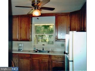 21 Sun Valley Road Hamilton, NJ 08690 - Photo 2 of 4