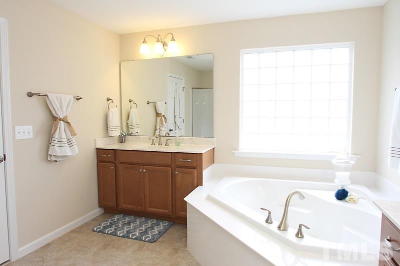 262 Forbes Road Wake Forest, NC 27587 - Photo 8 of 16 Gallery Image 8