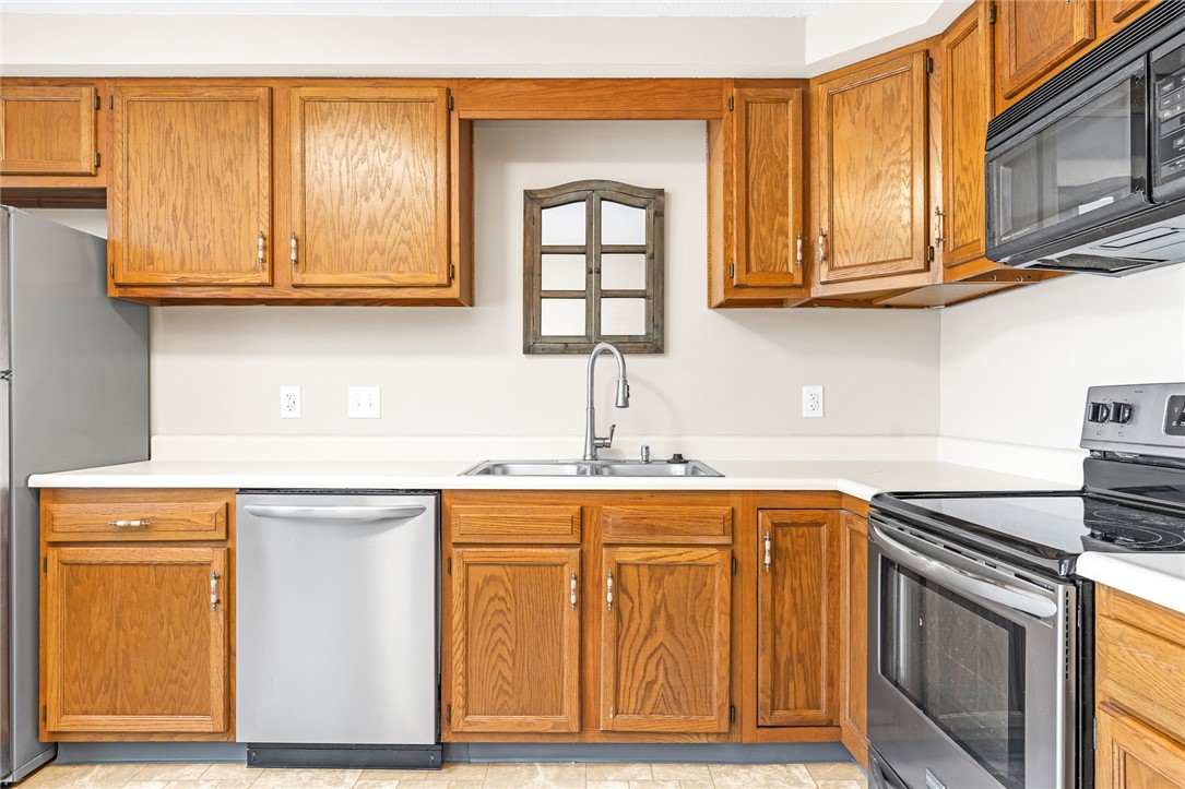 200 Post Road, Unit 602 Warwick, RI 02888 - Photo 5 of 18