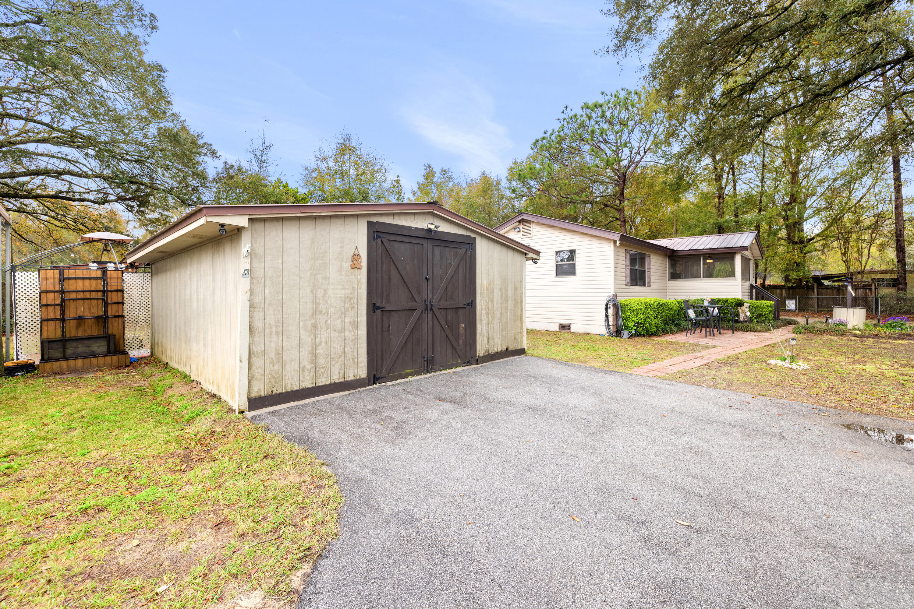3136 Aplin Road Crestview, FL 32539 - Photo 12 of 60 12