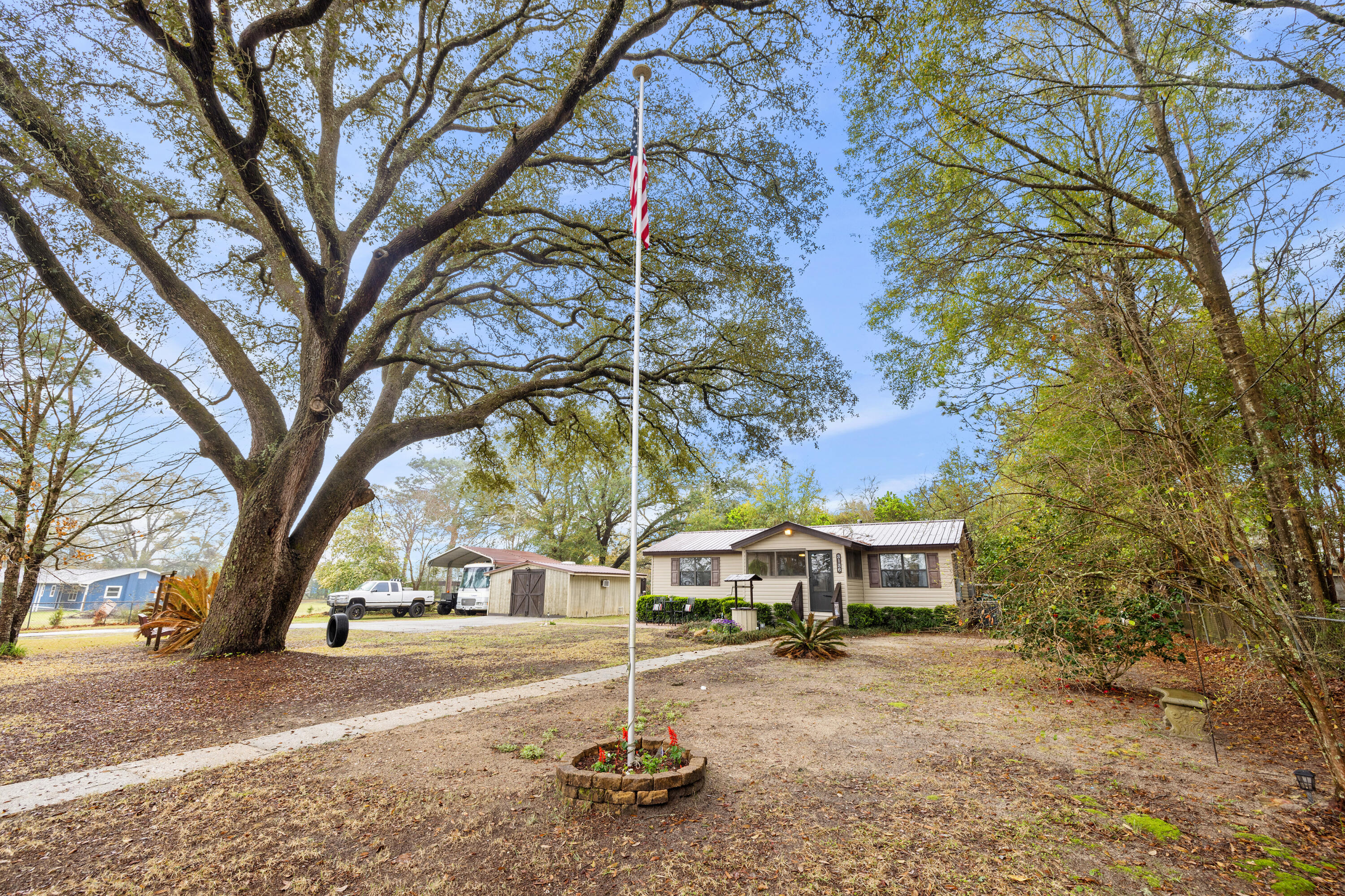 3136 Aplin Road Crestview, FL 32539 - Photo 16 of 60 16