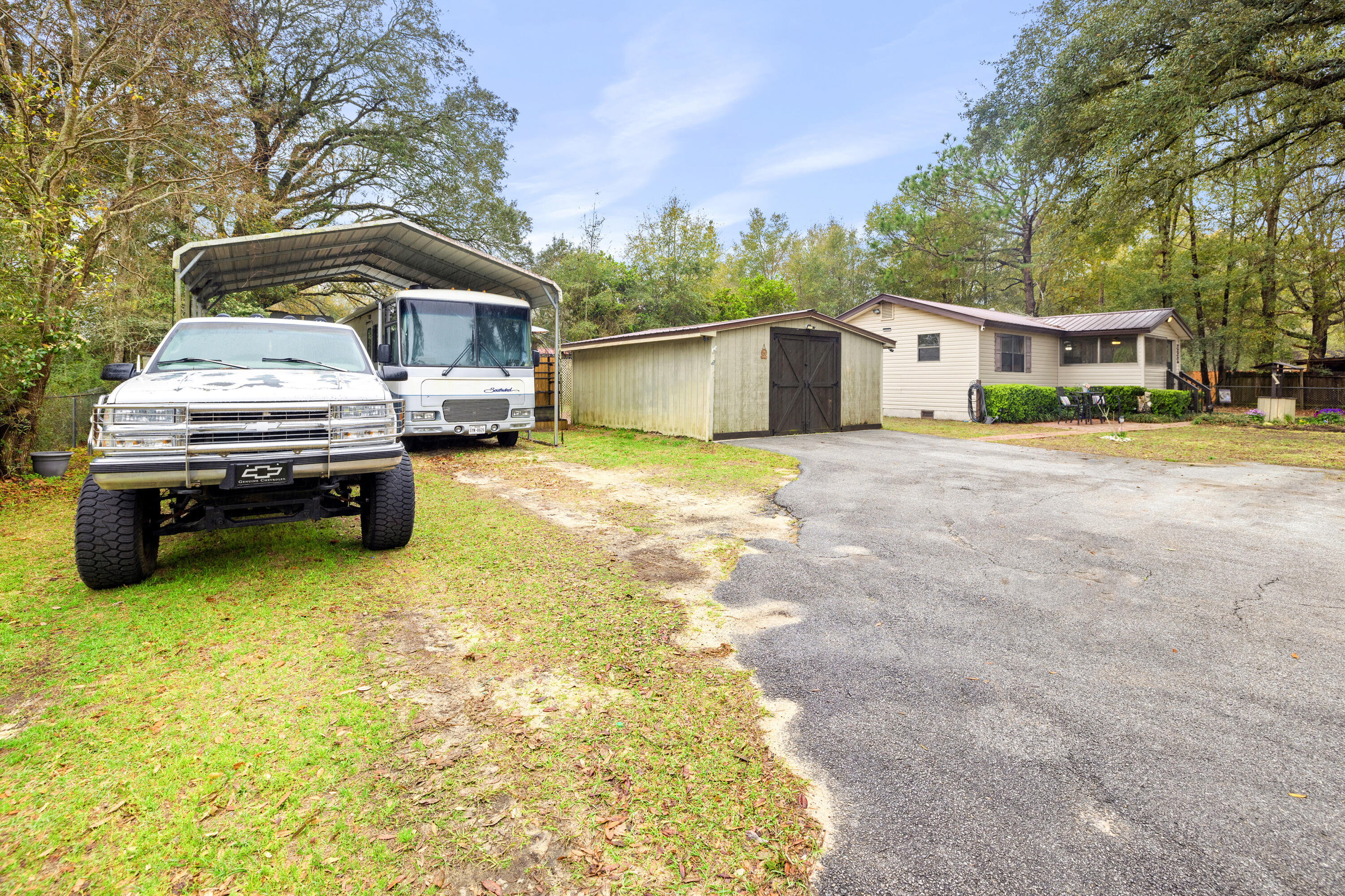 3136 Aplin Road Crestview, FL 32539 - Photo 10 of 60 10